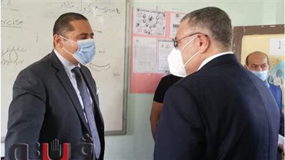 محافظ البحر الأحمر  يتفقد لجان انتخابات النواب في الغردقة