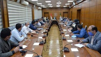 تفاصيل اجتماع محافظ الدقهلية مع رؤساء مجالس المدن