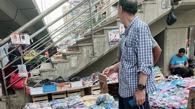 إزالة اشغالات الباعة الجائلين في طلخا ونقلهم إلى السوق المطور | صور