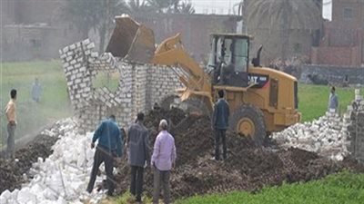 إزالة 31 حالة تعد على الأراضي الزراعية بالشرقية