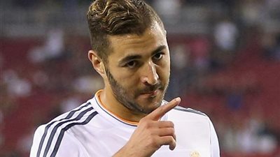 بالصور..بنزيمة ونيمار يتصدران قائمة أبشع قصات الشعر عالميًا