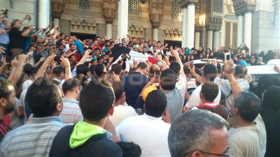 بالفيديو والصور .. لحظة تشييع جثمان شهيد الدقهلية إلى مثواه الأخير