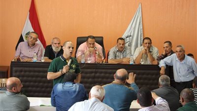 بالصور.. إجراء مزايدة علنية لهدم محال الميدان الإبراهيمي بدسوق