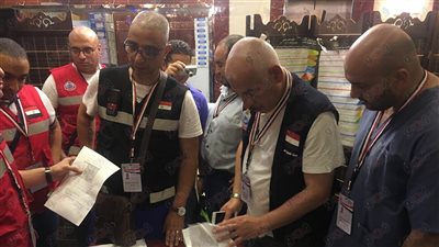 أحمد الأنصاري يشيد بأداء البعثة الطبية للحج