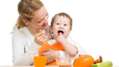 للأمهات.. 5 خطوات لعلاج طفلك من الإمساك