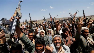 وفد الحكومة اليمنية يبلغ المبعوث الدولي بتعليق مشاوراته مع الحوثيين