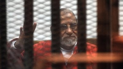 سماع الشهود في محاكمة «بديع» و738 آخرين بـ«فض اعتصام رابعة»