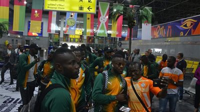 منتخب كوت ديفوار يصل مطار القاهرة لخوض البطولة الأفريقية