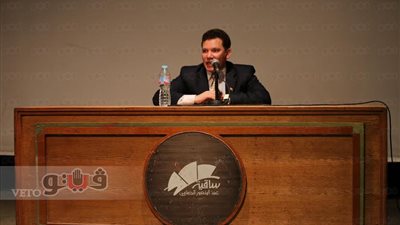 بالصور.. العشماوي يناقش تجديد الخطاب الديني بساقية الصاوي