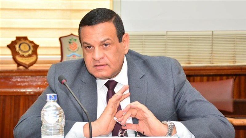  اللواء هشام آمنه