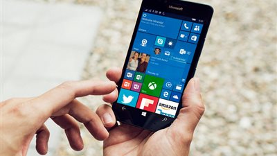 مسئولون سابقون لمايكروسوفت يلومون المصنعين لفشل «ويندوز فون»
