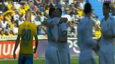 «ريـال مدريد» يتقدم بثنائية أمام «لاس بالماس» بالشوط الأول (فيديو)