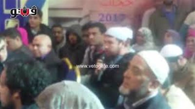 قارئ قرآن يبهر الحضور في ندوة الحصري بمعرض الكتاب (فيديو)