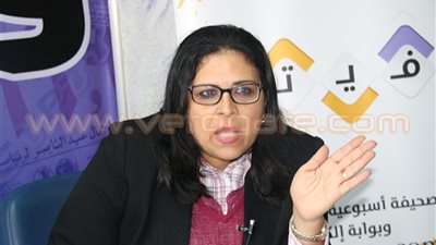 منى جاب الله تبحث أزمة جامعي القمامة مع وزير البيئة