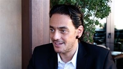 خالد أبو النجا: «المثلية مش حرام».. ونشطاء غاضبون: «التويتة دي عك»