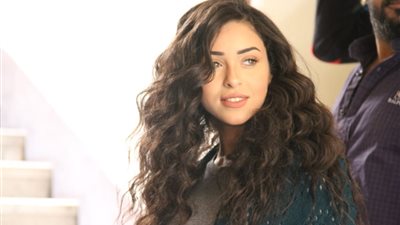 الفنانة الشابة ألحان المهدي: 