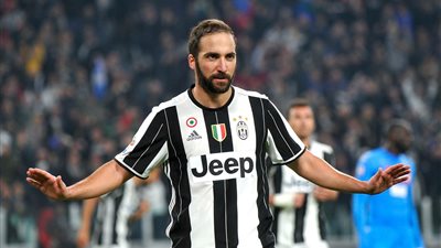 هيجواين يقود هجوم يوفنتوس أمام كالياري بالدوري الإيطالي