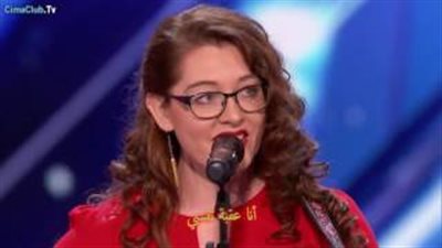 بالفيديو.. فتاة صماء تحصل على الباز الذهبي في برنامج مواهب أمريكي