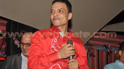 بالصور.. طارق الشيخ يشعل خيمة «فلوكة» بمنتجع أواسيس