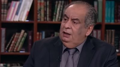 قبل يوسف زيدان.. هؤلاء زعموا أن الخمر حلال