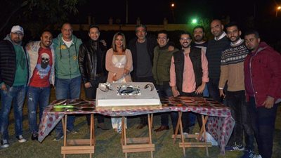 حمادة هلال وكريم أبو زيد يحتفلان ببدء تصوير «ابن أصول»