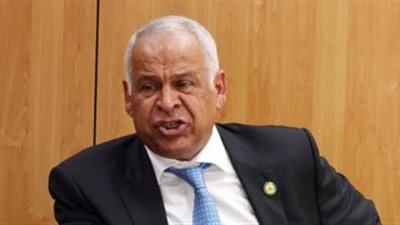 فرج عامر يكشف حقيقة تولي حسام حسن قيادة سموحة