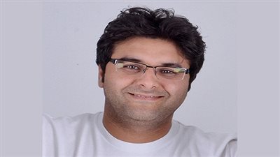 تعليق «وليد منصور» على سوء تنظيم حفل الهضبة