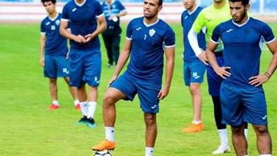 تدريبات بدنية وتكتيكية لبدلاء الزمالك