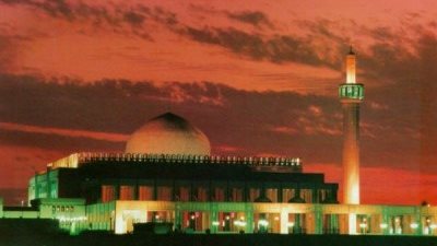 نص خطبة العيد بالمسجد الكبير بالكويت في حضور أمير البلاد