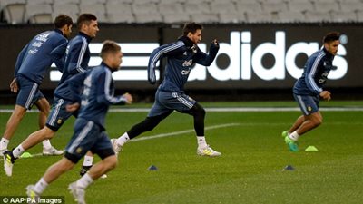 بالصور.. الأرجنتين تختتم تدريباتها استعدادا لمواجهة البرازيل