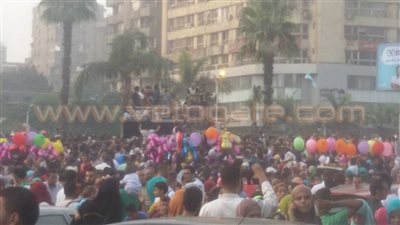 بالصور.. احتفال المواطنين بالعيد على أنغام الـ«دي جي» في مصطفى محمود