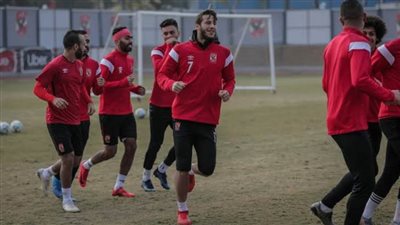 مران الأهلي | تدريبات خفيفة للأساسيين.. وإكرامي يكتفي بالجيم