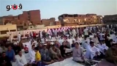 بالفيديو.. أهالي الفيوم يؤدون صلاة عيد الفطر