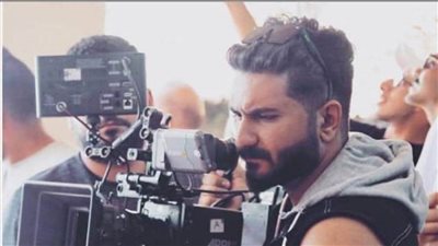 المخرج مينو ينتهي من تصوير كليب 