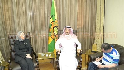 بالصور.. القوى العاملة و