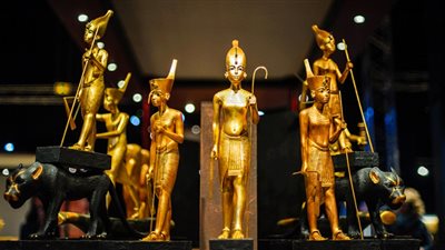 المتحف المصرى الكبير يستقبل 155 قطعة أثرية