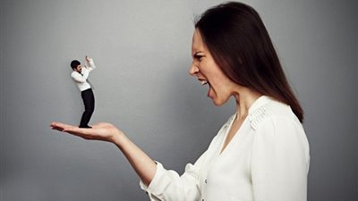 9 أنواع من النساء.. ابتعد عنهن لتنجو بحياتك