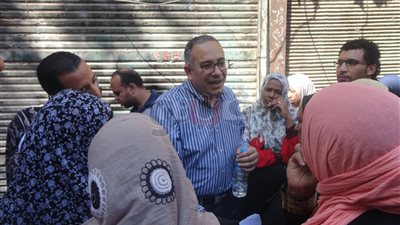 بالصور.. نائب وزير الإسكان يتابع عمليات الإخلاء بمنطقة ماسبيرو