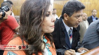 وكيل آثار الحكيم يعلق على فيديو المفاوضات.. الفنانة: أقسم بالله أعصابي تعبت وتأكدت منهم أنه ليس برنامج مقالب.. ومحامي mbc: المدعية طلبت 10 ملايين تعويضا والقناة لم تعرض البرنامج