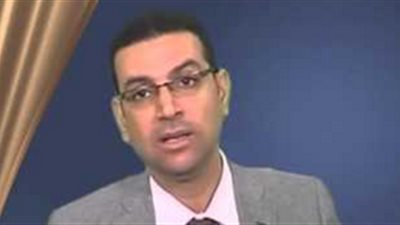 وكيل «حقوق القاهرة» ينعى أستاذ القانون التجاري بالكلية