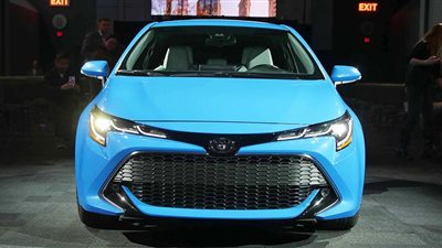 تويوتا تطرح سيارتها كورولا هاتشباك 2019 بمعرض نيويورك (صور)
