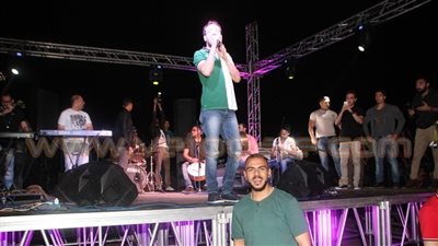 بالصور.. رامي جمال يشعل حفل «صن سيت»