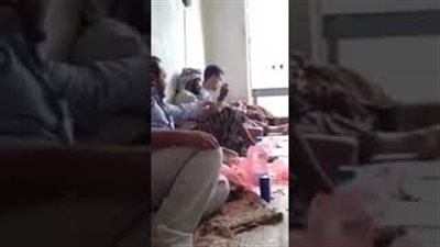 مزاح بين مجموعة من الأصدقاء يتحول إلى كارثة (فيديو)