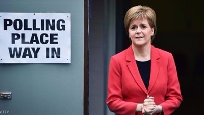 رئيسة وزراء اسكتلندا تطلب رسميًا السماح باستفتاء على الاستقلال