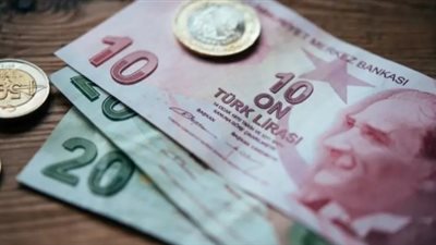 الليرة التركية تتلقى ضربة جديدة مع اقتراب إعلان نتائج الانتخابات