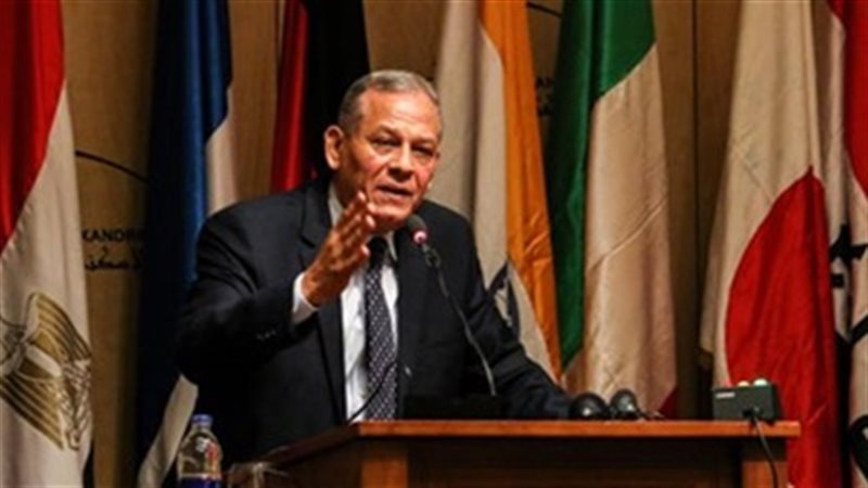  محمد أنور السادات،