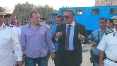 الجيزة تعيد الانضباط لشارع زغلول بالهرم