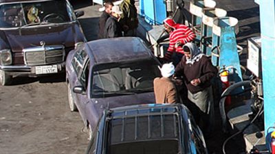 القبض على شخصين سرقا 42 ألف جنيه من محطة وقود بالجيزة