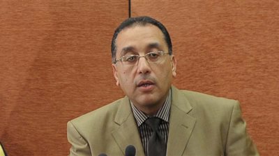 مدبولي يشهد اليوم توقيع عقد توريد ١٣٠٠ عربة قطارات للسكك الحديدية