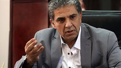 وزير البيئة: لا تهاون في حل أزمة مصرف كتشنر